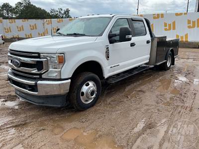 Ford F-350 Flatbed Truck