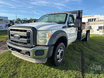 Ford F-450 Flatbed Truck