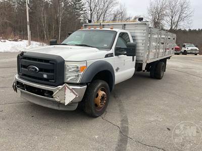Ford F-550 Flatbed Truck