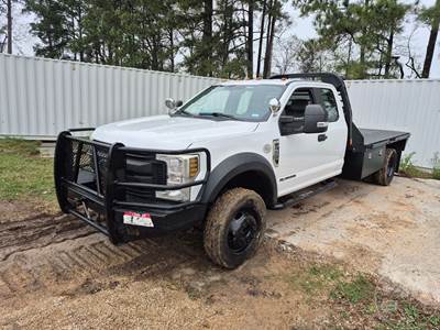 Ford F-550 Flatbed Truck