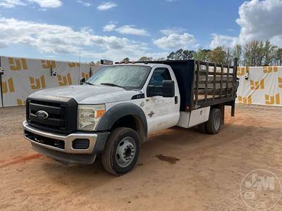 Ford F-550 Flatbed Truck