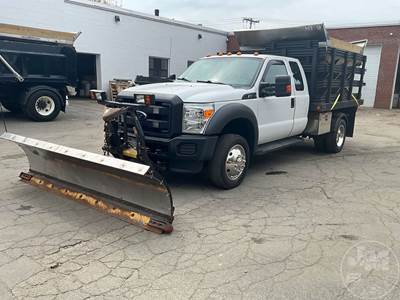 Ford F-550 Flatbed Truck
