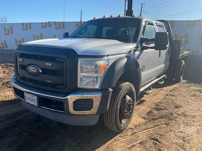 Ford F-550 XL Flatbed Truck