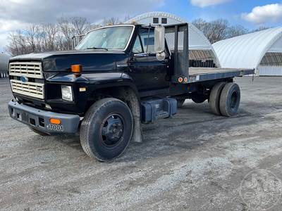 Ford F-600 Flatbed Truck
