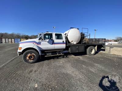Ford F-750 Flatbed Truck
