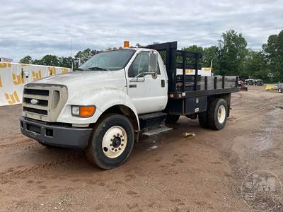 Ford F-750 Flatbed Truck