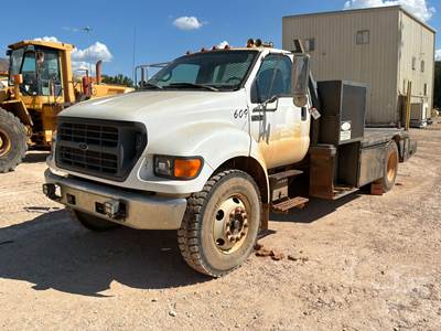 Ford F-750 Flatbed Truck
