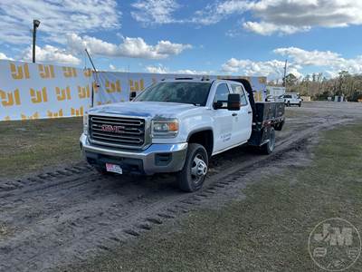 GMC Sierra 3500 Flatbed Truck