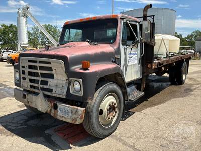 International 1754 Flatbed Truck