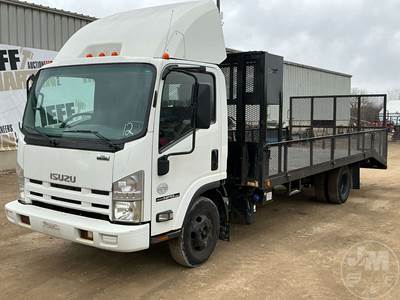 Isuzu NPR Flatbed Truck