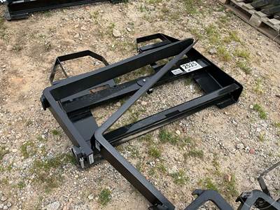 Unused AGROTK 48" Forks 4400 lb Capacity JDCPF48-4400-FF