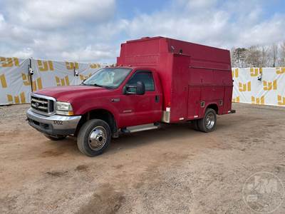 Ford F-550 Fuel & Lube Truck