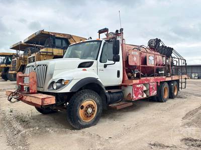 International SF625 Fuel & Lube Truck