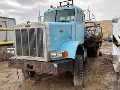 Peterbilt 357 Fuel & Lube Truck