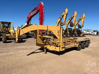 Belshe BF9T 19 FT EQUIPMENT TRAILER Gooseneck Trailer