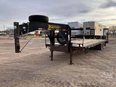 Kaufman GOOSENECK TRAILER Gooseneck Trailer