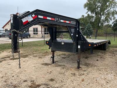 PJ Gooseneck Trailer