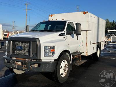 Ford F-750 Grapple Truck
