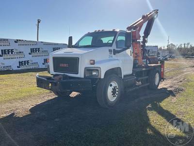 GMC C7500 Grapple Truck