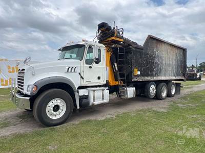 Mack Granite Grapple Truck