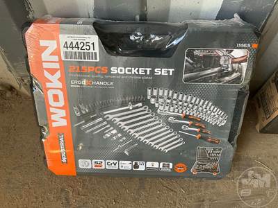 215PCS SOCKET SET Hand Tool