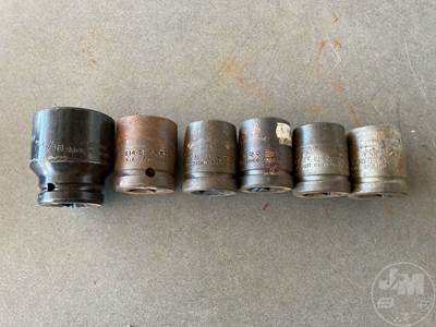 (1) 1-9/16 Impact Socket, (1) 7/8" Impact Socket, (4) Urrea 7/8" Impact