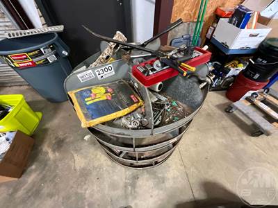 Revolving Bolt/Parts Bin, Â ***Located In Anderson, Sc***