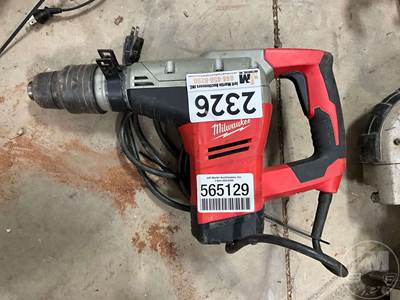 Milwaukee 1-9/16â€ Spline Rotary Hammer, Â Electric***Located In Anderson,