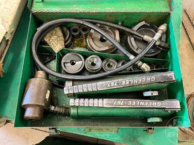 Greenlee Hydraulic Punch Kit, Â Carry Case, (2) 767 Pumps***Located In Anderson,