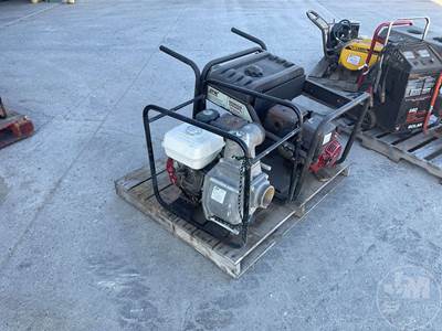 (1) Northstar 5500 PPG Pro Series Generator Gas Honda GX 240 Motor, Northstar