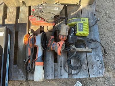 QTY Of Power Tools, Electric, (2) Ridgid Sanders, Skil Belt Sander, Ryobi
