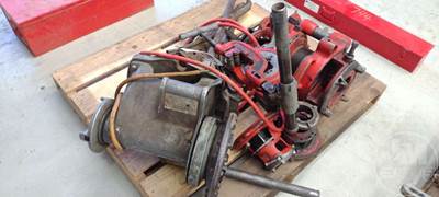 Ridgid  Electric Pipe Threader W/Dies, Tri-Pod Stand