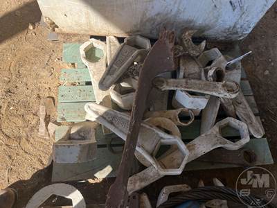 Pallet Of Various Size Hammer Wrenches,