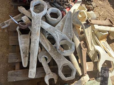 Pallet Of Various Size Hammer Wrenches,