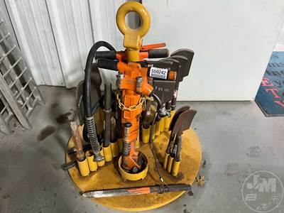 QTY Of (2) 65 LB Pneumatic Jack Hammer, With Various Bits ***Rack Not