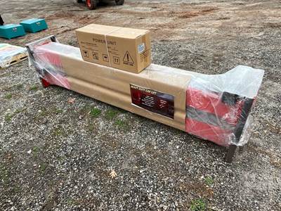 Heavy Duty Car Lift, Â 220V/60HZ, 3HP Motor, 9200LB Load Capacity, Max Lifting