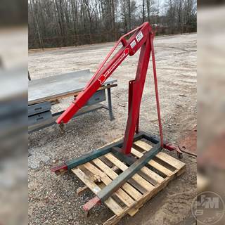 1-1/2 Ton Engine Hoist, Â Missing Cylinder