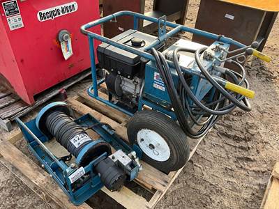 1000LB Hoist W/ Hydraulic Power Pack, Â Vanguard Gas Engine, 9HP
