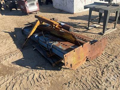 2 Post Car Lift, ***Condition Unknown***