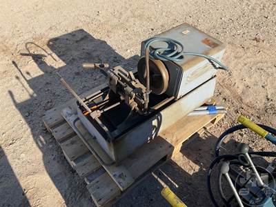 Pipe Threading Machine, Â