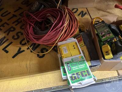 Electrical CordS,3 Outlet Tri-Cord, 6FOOT Cord Double Outlet