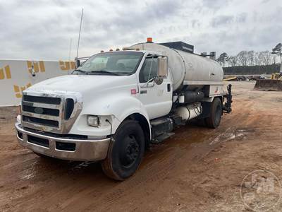 Ford F-750 Hot Oil / Asphalt Distributor Truck