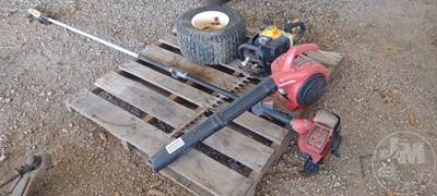 (1) HOMELITE 26B BLOWER