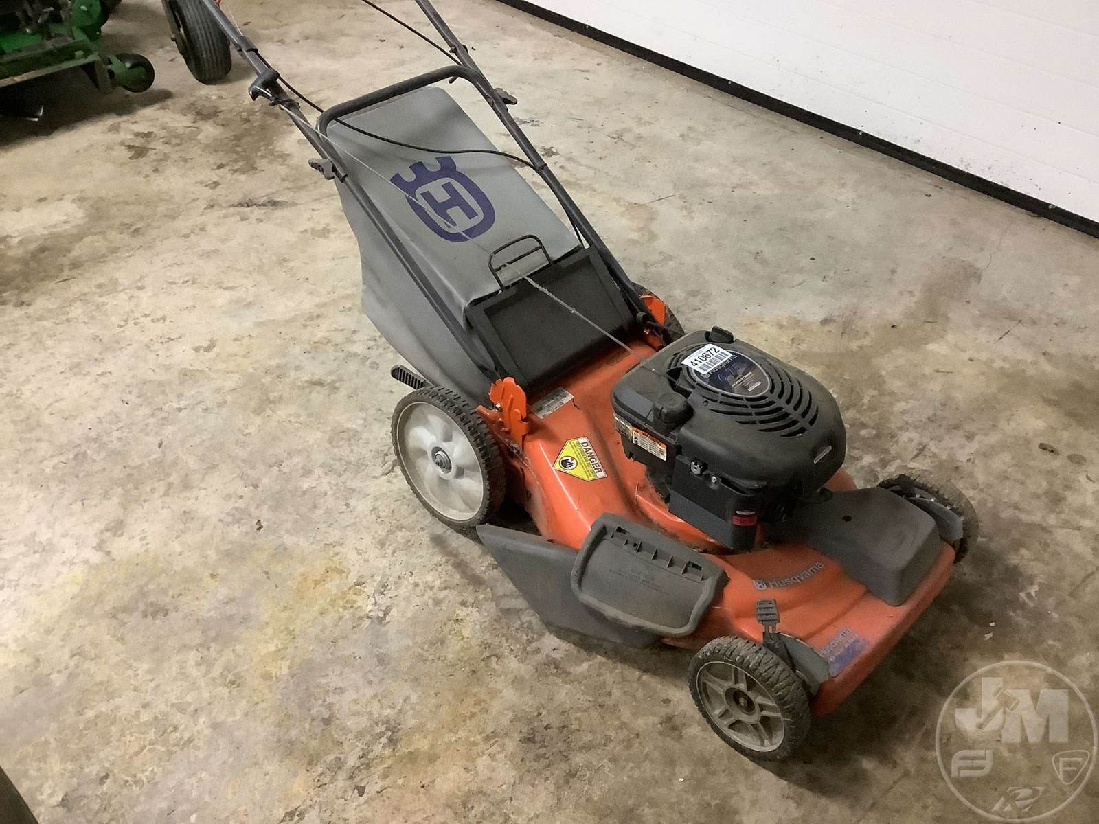 Husqvarna Push Mower, 24" Deck, Bagger, Side Discharge, Briggs