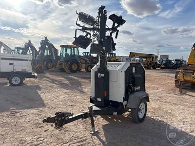 Allmand NIGHT-LITE V SERIES Light Tower