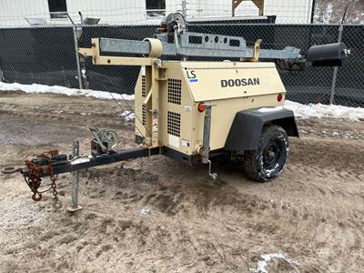 Doosan LS-60HZT4F Light Tower