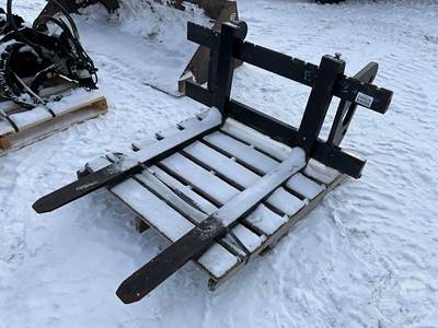 Caterpillar 261-1413 Loader