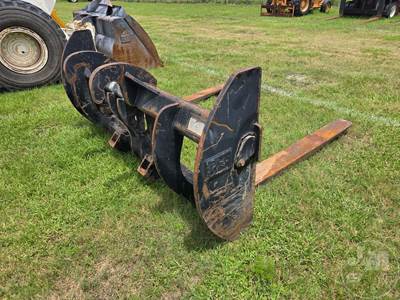 Used 72" Forks to Fit Caterpillar 950 Loader, 1385KG / 3054LB