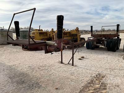 2 Bolster Trailer, Tandem Axle, Length 32', 96" Wide, Spring Suspension,