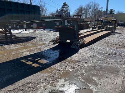 Etnyre BLACKHAWK Lowboy Trailer